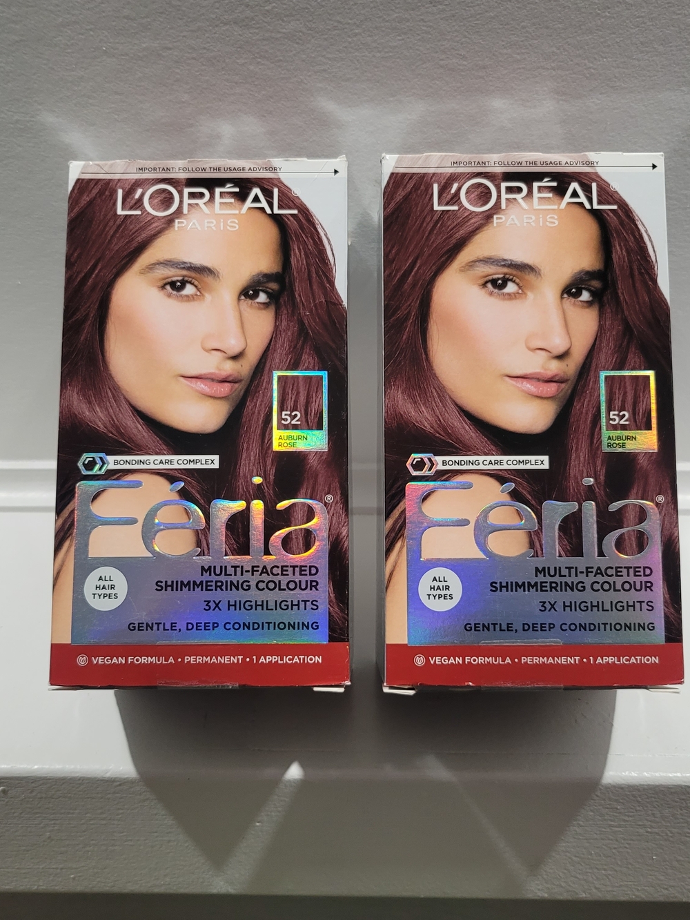 Feria Multi-Faceted Shimmering Colour 52 Auburn Rose
